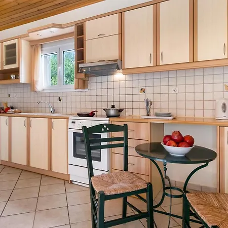 Apartment Virginia Lefkada City